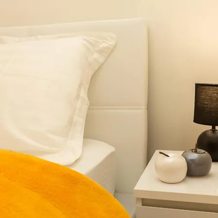 Elegant 2 In The Heart Of